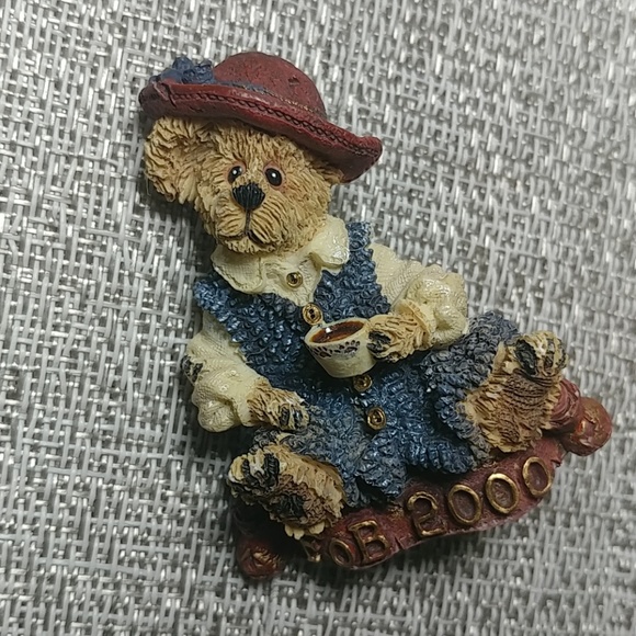 4 Boyd's Bears & Friends Brooches and Mini Pillow - Picture 8 of 11